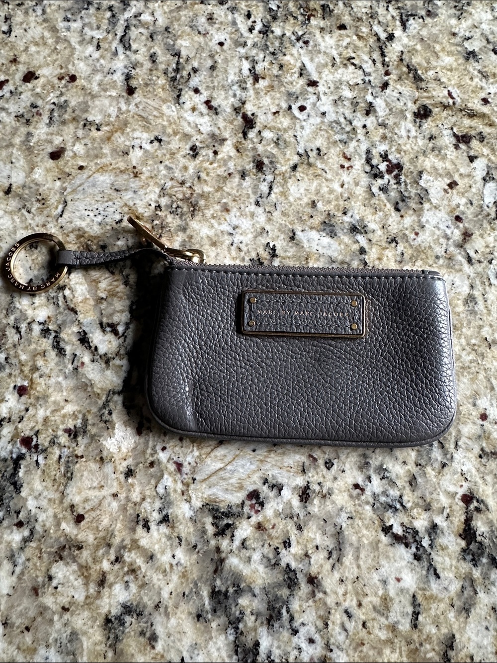 Marc Jacobs Pebbled Leather Key & Card Pouch in Charcoal